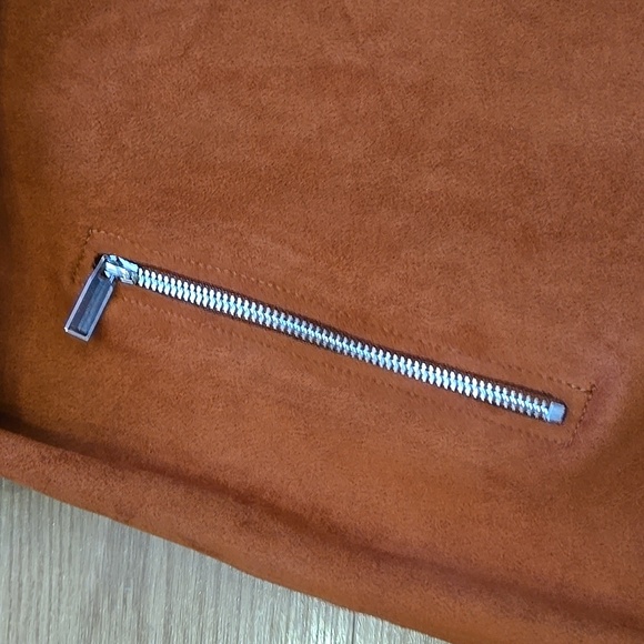 TAHARI COAT - Picture 4 of 10